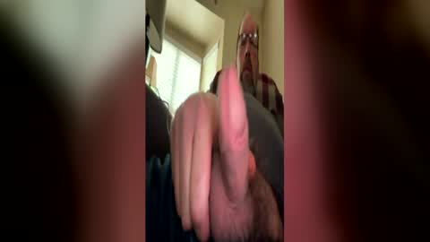 Snapshot of squirreldiamond chatting on 06-04-26, 11:49 squirreldiamond online show from 06-04-26, 11:49