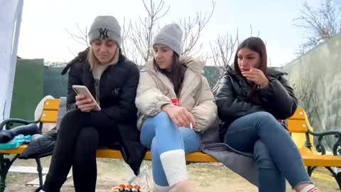 My name is Maya Lush is activeThere are legends that in this room all your wishes can come true  Private is Open online show from 02-14-25, 12:57