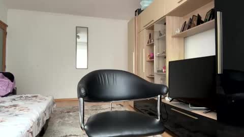 Snapshot of squirt_bunny77 chatting on 03-19-26, 03:05 My name is Maya Lush is activeThere are legends that in this room all your wishes can come true Private is Open online show from 03-19-26, 03:05