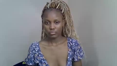 Tashy online show from 10-18-25, 07:03