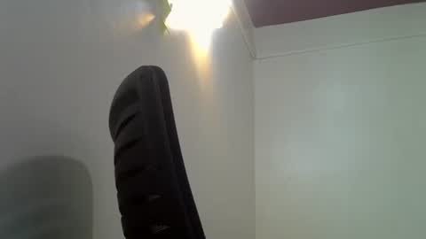 Snapshot of squirtebony chatting on 12-13-24, 09:24 slutty online show from 12-13-24, 09:24