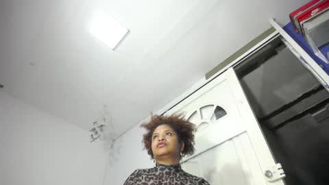 Snapshot of squirter_girl69 chatting on 04-26-26, 10:02 squirter_girl69 online show from 04-26-26, 10:02