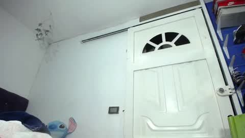 Snapshot of squirter_girl69 chatting on 04-29-26, 04:05 squirter_girl69 online show from 04-29-26, 04:05