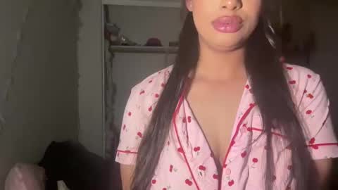 Snapshot of squirtinglexi chatting on 12-17-25, 08:20 Lexi online show from 12-17-25, 08:20