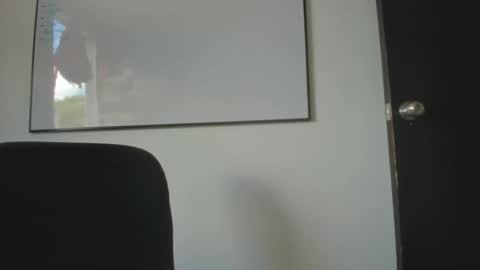 Tati online show from 10-02-25, 02:46