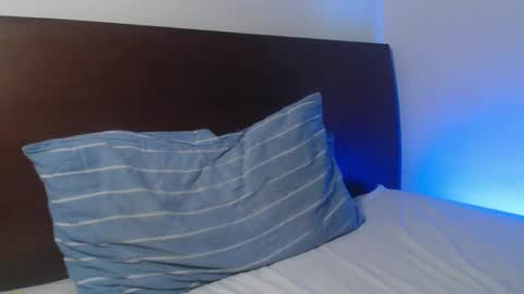 Snapshot of sr_bolaiinas chatting on 02-23-26, 02:14 sr_bolaiinas online show from 02-23-26, 02:14