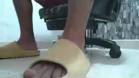 Snapshot of srfindomfeet_ chatting on 06-15-26, 07:16 sr master cum its my old account online show from 06-15-26, 07:16