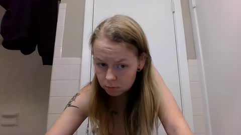 Snapshot of sriley386444137 chatting on 12-20-24, 06:56 sriley386444137 online show from 12-20-24, 06:56