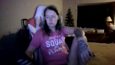 Snapshot of sriley386444137 chatting on 12-19-25, 05:25 sriley386444137 online show from 12-19-25, 05:25