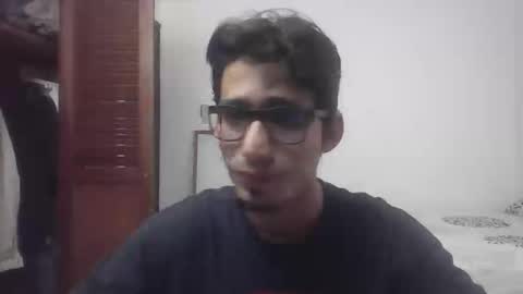 Snapshot of srincognito666 chatting on 06-01-26, 03:58 srincognito666 online show from 06-01-26, 03:58