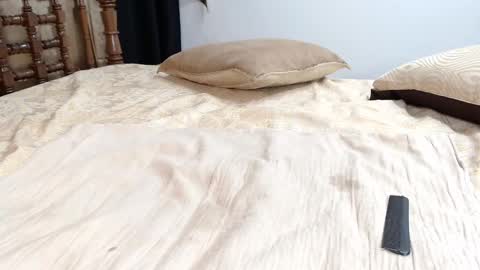 .          . online show from 02-07-25, 02:58