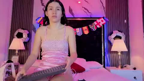 Snapshot of ssexcouple chatting on 07-04-26, 10:54 Try my private online show from 07-04-26, 10:54