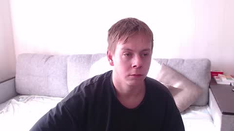 Snapshot of st_rudy chatting on 10-07-25, 10:01 Joe Peach online show from 10-07-25, 10:01