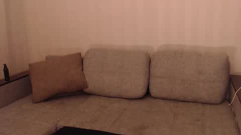 Snapshot of st_rudy chatting on 11-30-25, 04:55 Joe Peach online show from 11-30-25, 04:55