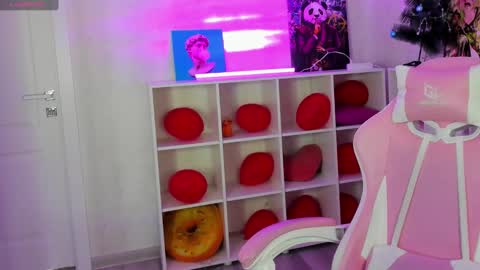 Stacey GMT5 Mo Tu We Th Fr Sa 3am -10am online show from 03-07-25, 01:31