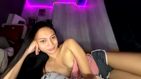 Snapshot of stacey_cravings chatting on 06-10-26, 02:05 stacey_cravings online show from 06-10-26, 02:05