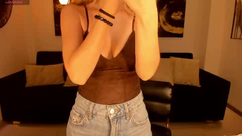 Stacy Woods online show from 05-23-26, 10:52