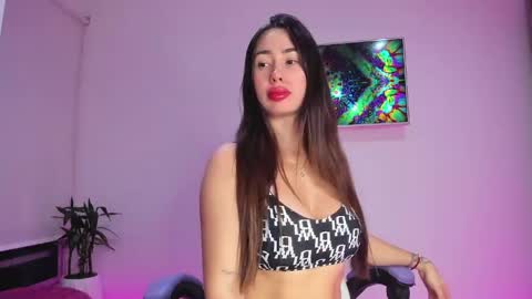 Snapshot of stacy_malibu1 chatting on 04-28-26, 11:21 TWstacymalibu110 online show from 04-28-26, 11:21
