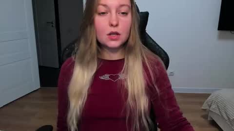 Stacy  online show from 11-17-25, 04:46