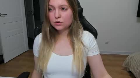 Stacy  online show from 02-04-26, 03:29