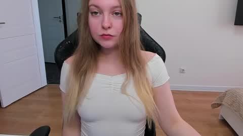 Stacy  online show from 03-22-26, 01:25