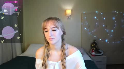 Snapshot of stacy_riiver chatting on 12-19-24, 11:29 Stacy Mon Tue Wed Thu Fri Sun GMT GMT 3 1000am - 0400pm  online show from 12-19-24, 11:29