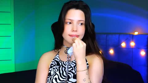 Snapshot of stacygonzales_ chatting on 01-31-25, 09:27 Bye bye dear See you on December 3st  online show from 01-31-25, 09:27