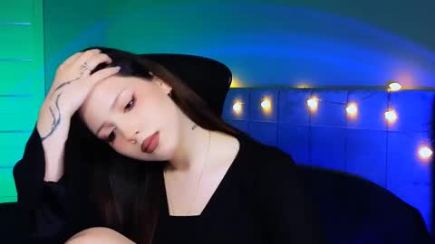 Snapshot of stacygonzales_ chatting on 02-18-25, 09:32 Bye bye dear See you on December 3st  online show from 02-18-25, 09:32