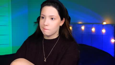 Snapshot of stacygonzales_ chatting on 02-19-25, 06:44 Bye bye dear See you on December 3st  online show from 02-19-25, 06:44