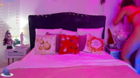 Snapshot of stacyjey chatting on 12-23-24, 06:11 Stacy online show from 12-23-24, 06:11