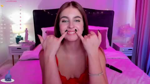 Snapshot of stacyjey chatting on 02-21-25, 12:17 Stacy online show from 02-21-25, 12:17