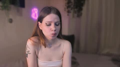 Snapshot of stacyloveforu chatting on 05-08-26, 01:33 stacyloveforu online show from 05-08-26, 01:33