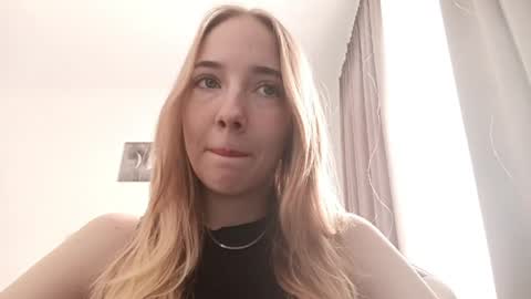 Mila online show from 03-01-26, 08:05