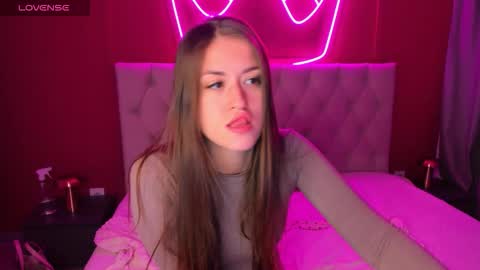 Stacy online show from 10-10-25, 01:26