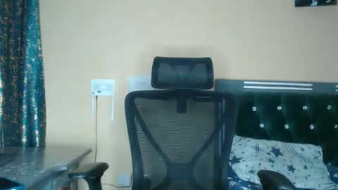 calvin online show from 05-23-26, 04:18