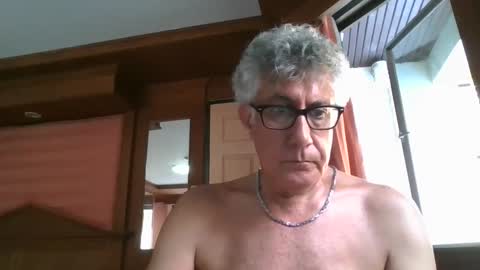 Snapshot of star0806666a chatting on 02-05-25, 08:54 star0806666a online show from 02-05-25, 08:54