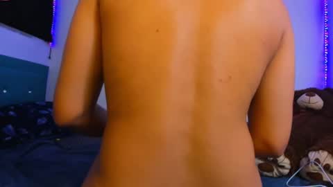Snapshot of star_darling chatting on 12-18-24, 04:09 S T A R online show from 12-18-24, 04:09