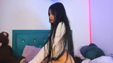 Snapshot of star_darling chatting on 02-01-25, 07:44 S T A R online show from 02-01-25, 07:44