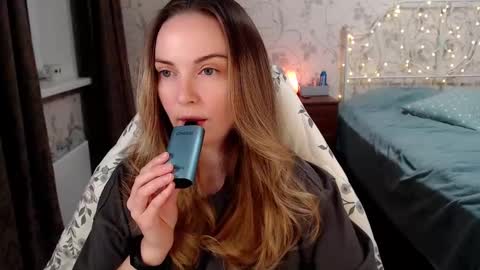 Snapshot of star_shopping chatting on 12-14-24, 11:07 Alice online show from 12-14-24, 11:07