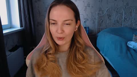 Snapshot of star_shopping chatting on 01-06-25, 03:42 Alice online show from 01-06-25, 03:42