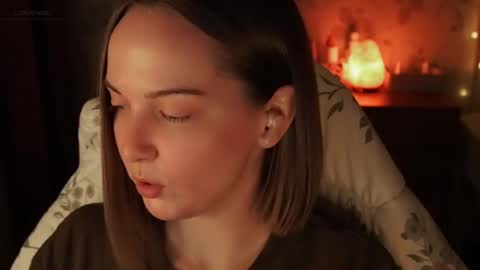 Snapshot of star_shopping chatting on 03-06-25, 01:46 Alice online show from 03-06-25, 01:46