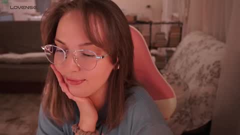 Snapshot of star_shopping chatting on 09-15-25, 02:50 Alice online show from 09-15-25, 02:50