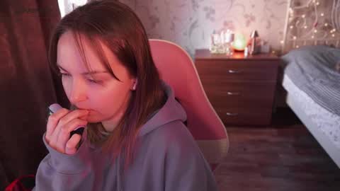 Snapshot of star_shopping chatting on 10-03-25, 09:06 Alice online show from 10-03-25, 09:06