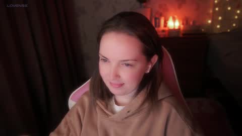 Snapshot of star_shopping chatting on 12-01-25, 10:04 Alice online show from 12-01-25, 10:04