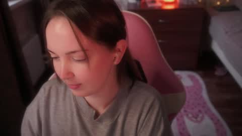 Snapshot of star_shopping chatting on 12-04-25, 04:22 Alice online show from 12-04-25, 04:22