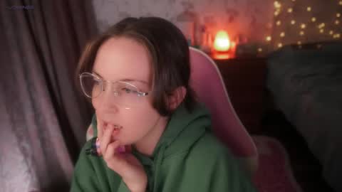 Alice online show from 01-06-26, 06:22