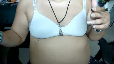 starella___saxxxton online show from 10-01-25, 01:28