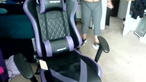 Snapshot of starella___saxxxton chatting on 06-21-26, 04:31 starella___saxxxton online show from 06-21-26, 04:31