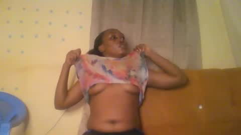Snapshot of stargirl880271 chatting on 01-05-25, 04:25 isha online show from 01-05-25, 04:25