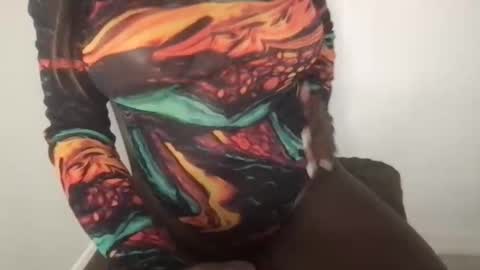 Snapshot of starjewelsxo chatting on 09-23-25, 03:15 Star Jewels online show from 09-23-25, 03:15